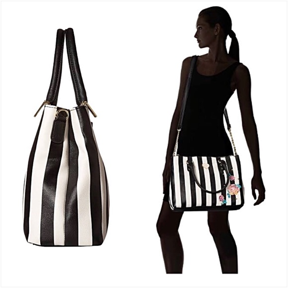 Betsey Johnson Large Crossbody Satchel Bag NWT - Picture 4 of 7